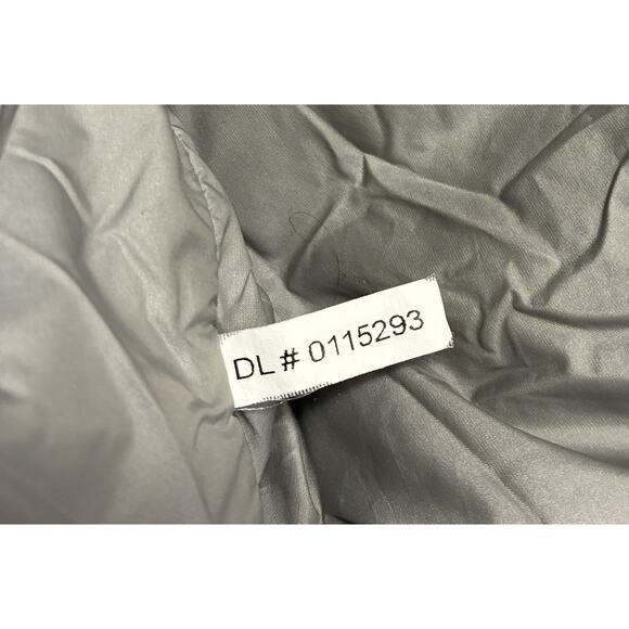 The North Face Women's Tyndall 550 Down Gray Jacket Puffer Quilt Size M NWOT - Picture 12 of 15